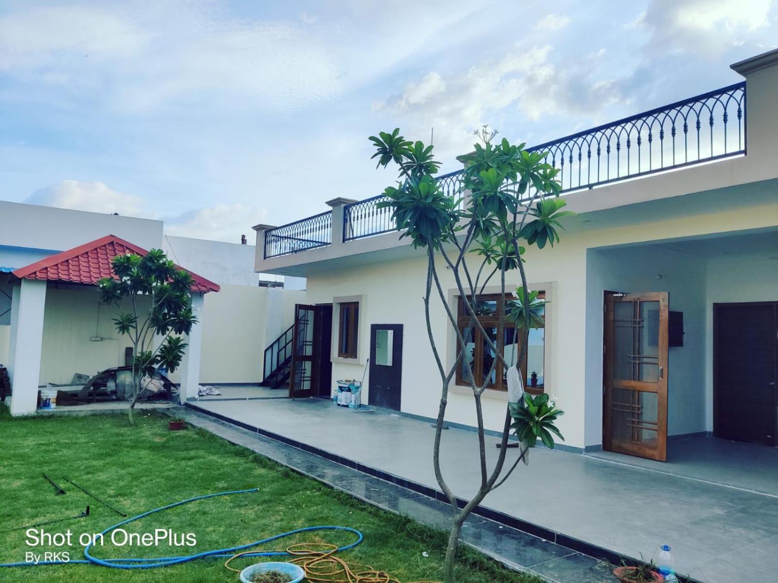 Osho Lifestyle Villa Lucknow Esterno foto