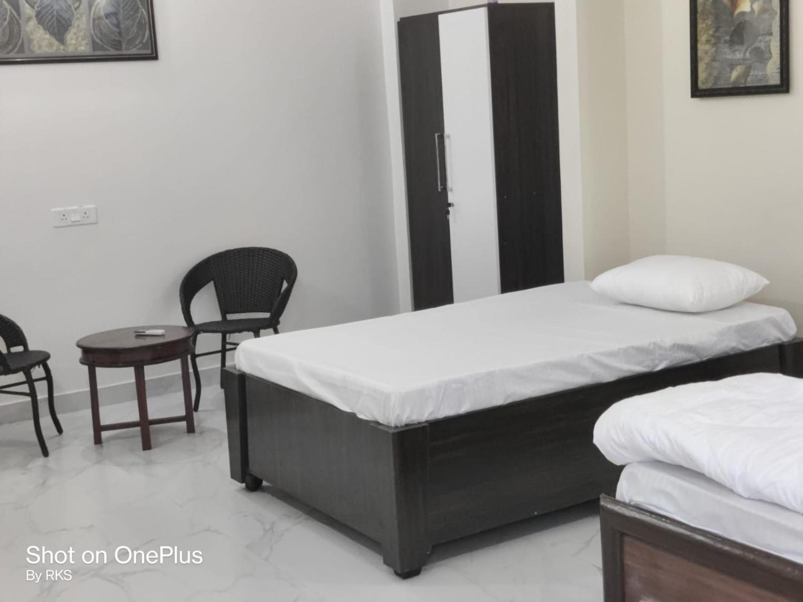 Osho Lifestyle Villa Lucknow Esterno foto